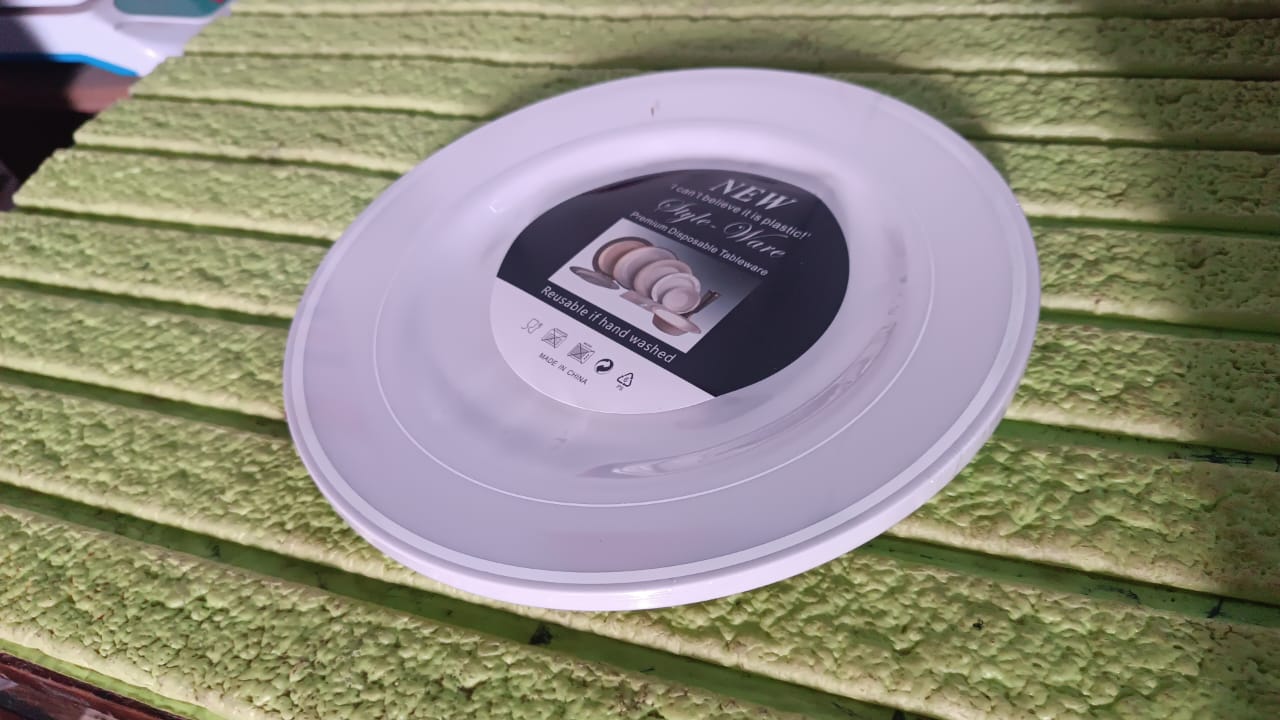 Round Plastic Dinner Plates Wedding Birthday Party Tableware Supplies (6 Pcs Set) Round Plastic Dinner Plates Wedding Birthday Party Tableware Supplies (6 Pcs Set)